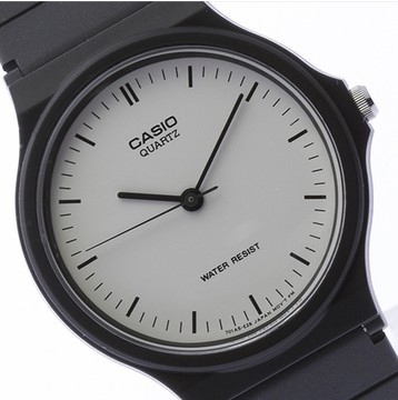 卡西欧(CASIO)手表 MQ系列中性橡胶表带石英男表 MQ-24-7E
