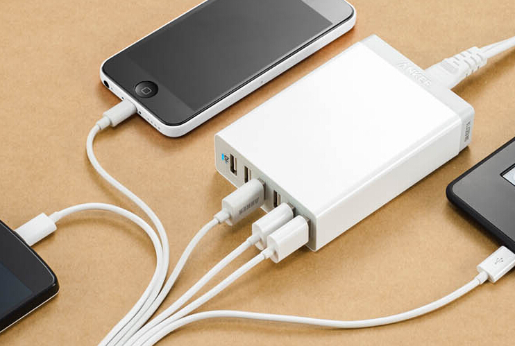 Anker 60W 6口USB充电器