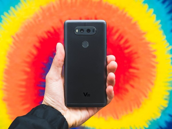 LG V20正式发布：5.7吋2K屏+骁龙820+可拆卸电池